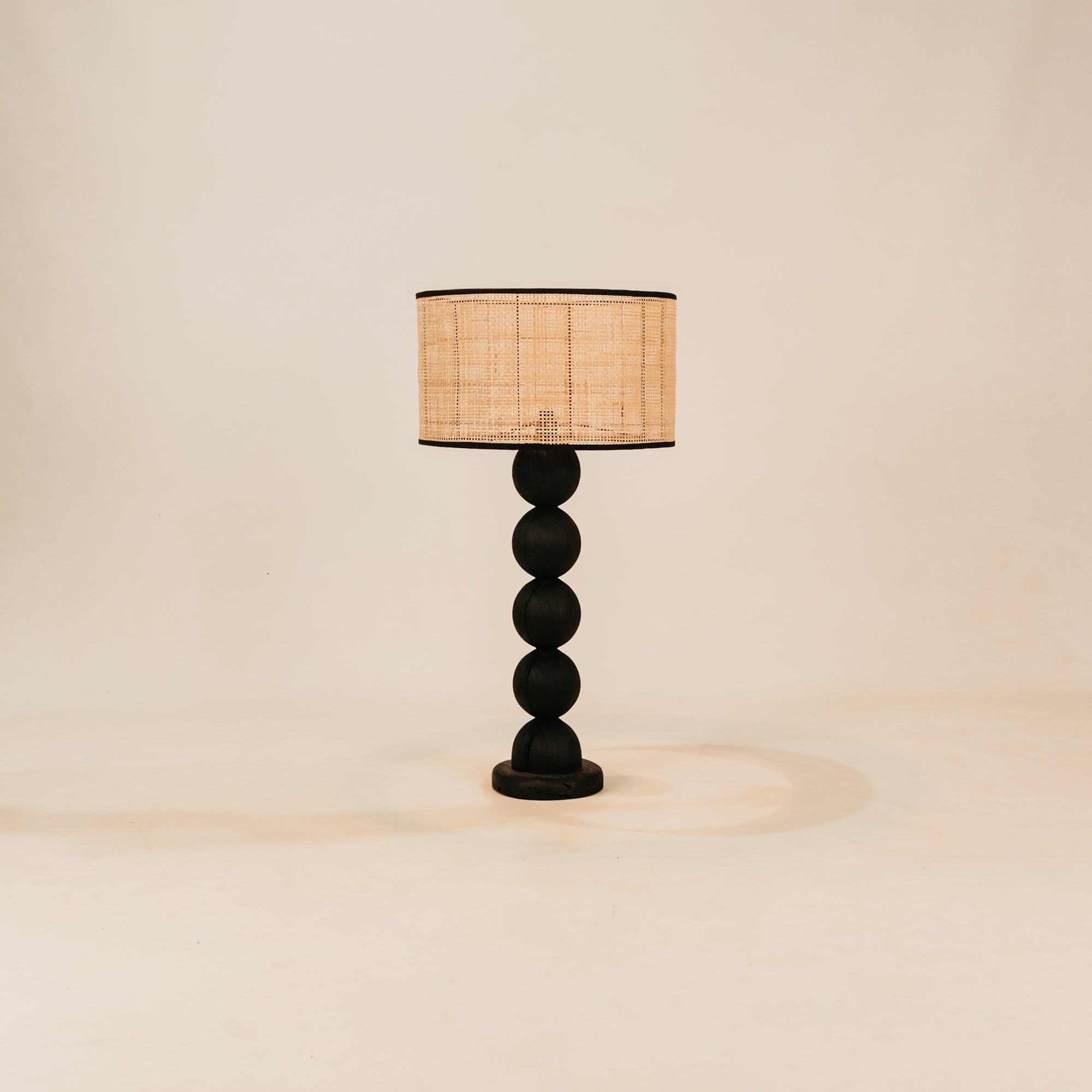 Skukuza Table Lamp with Grid Weave Shade – Black – Noha