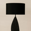 Pluma Large Sculpture Table Lamp – Black